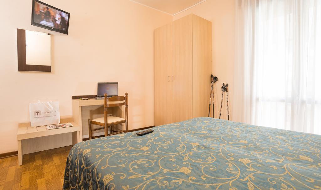 Hotel Trevi Lido di Jesolo Ruang foto